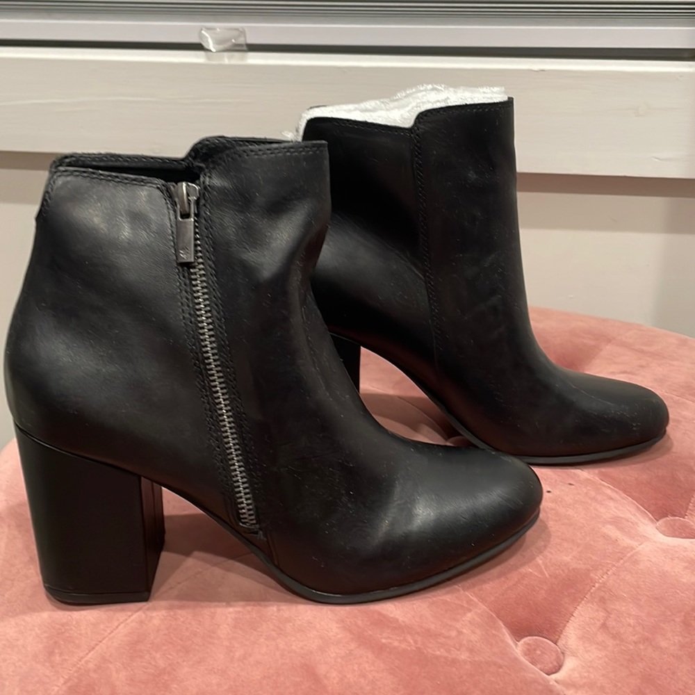 Ankle boots
